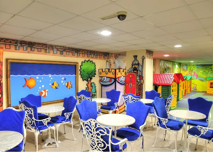 Aparthotel La Mirage 4*