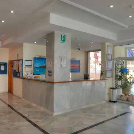 La Mirage Aparthotel 4*