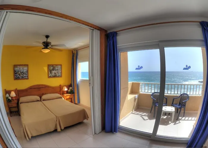 アパートホテル La Mirage ラ・マンガ・デル・マール・メノール