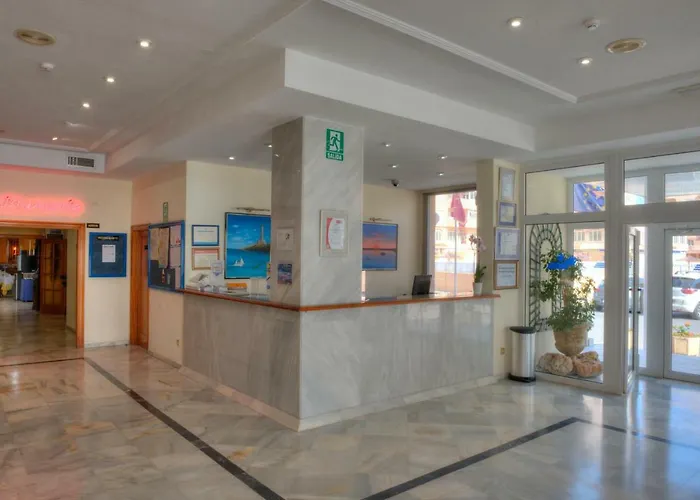 La Mirage Aparthotel 4*